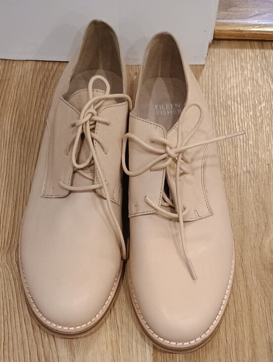 Eileen Fisher Shoes - Eileen Fisher Beige Leather Oxford Shoes Women's Size 8